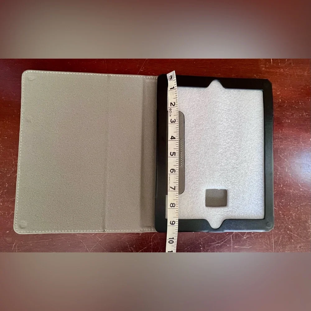 iPad case / cover with magnetic closure. Padded. NWOT. Great gift.